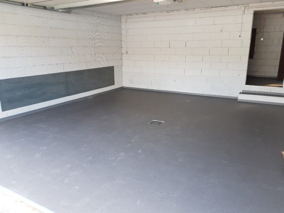 Pose de dalles PVC clipsables CREATION de Gerflor